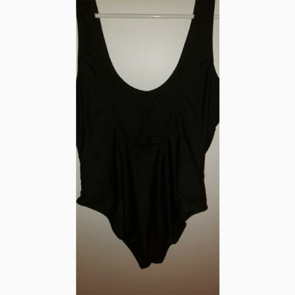 Karma's A Beach No Boundaries Bathing Swimsuit EUC - Picture 2 of 4